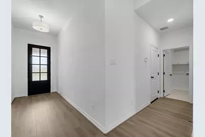 5843 Westwood Shore Drive, Katy, TX 77493 - Photo 2