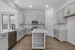 5843 Westwood Shr Dr, Katy, TX 77493 - Photo 4