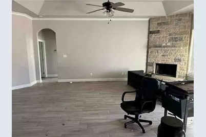 103 Maudy Lane, Springtown, TX 76082 - Photo 4