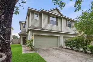 13084 Peppergate Ln, Houston, TX 77044 - Photo 2