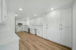 9711 Derrik Dr, Houston, TX 77080 - Photo 8
