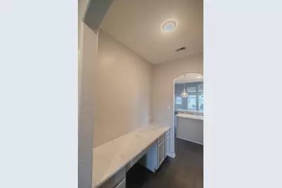 303 Vineyard Court, Alvin, TX 77511 - Photo 20