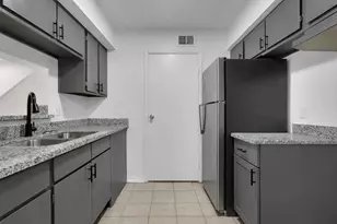 12610 Ashford Meadow Dr, Houston, TX 77082 - Photo 2