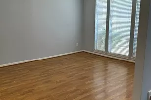 1220 Fountain View Dr, Houston, TX 77057 - Photo 8