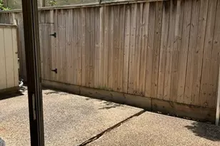 1220 Fountain View Dr, Houston, TX 77057 - Photo 4
