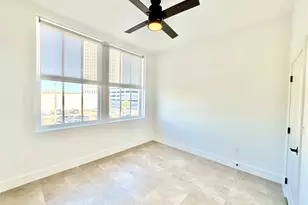 2102 Mechanic St, Galveston, TX 77550 - Photo 8