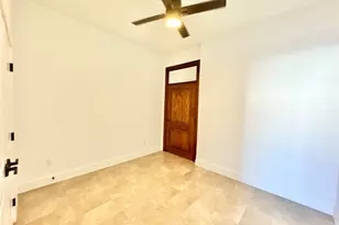 2102 Mechanic St, Galveston, TX 77550 - Photo 6