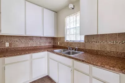 156 County Road 3251 W, Cleveland, TX 77327 - Photo 12