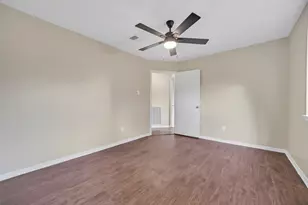 2303 Willow Lake Dr, Houston, TX 77077 - Photo 14