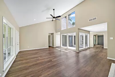 2303 Willow Lake Drive, Houston, TX 77077 - Photo 4