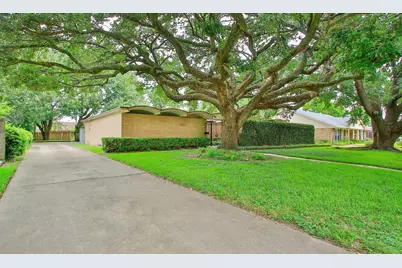 8222 Leader Street, Houston, TX 77036 - Photo 2