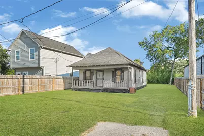 4013 King Street, Houston, TX 77026 - Photo 2