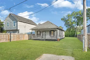 4013 King St, Houston, TX 77026 - Photo 2