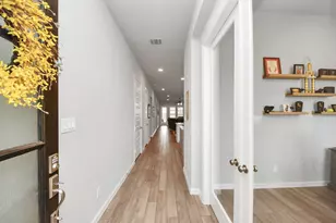 5043 Country Mdws Trl, Iowa Colony, TX 77583 - Photo 4