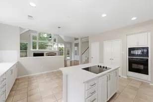 315 N Maple Glade Cir, The Woodlands, TX 77382 - Photo 8