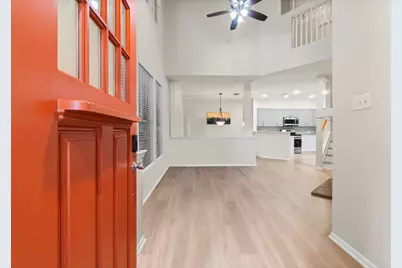 75 Scarlet Woods Court, The Woodlands, TX 77380 - Photo 4