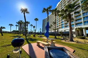1401 E Beach Dr, Galveston, TX 77550 - Photo 20