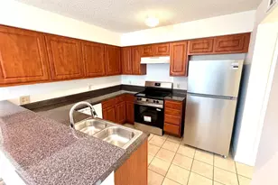 11983 Bob White Dr, Houston, TX 77035 - Photo 4