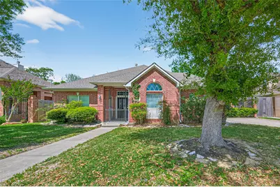 5905 Sawyer Drive, Pearland, TX 77581 - Photo 2