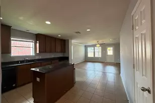 8023 Clover Leaf Dr, Richmond, TX 77469 - Photo 12