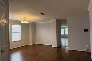 8023 Clover Leaf Dr, Richmond, TX 77469 - Photo 6