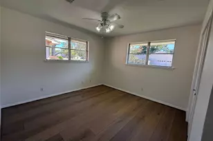 10410 Barwood Dr, Houston, TX 77043 - Photo 10