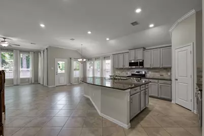 122 S Bearkat Court, Montgomery, TX 77316 - Photo 4