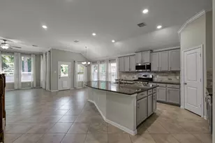 122 S Bearkat Ct, Montgomery, TX 77316 - Photo 4