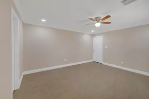 2910 Norwich St, Pearland, TX 77584 - Photo 20