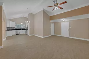 2910 Norwich St, Pearland, TX 77584 - Photo 6