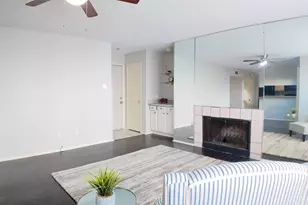 8020 Braesmain Dr, Houston, TX 77025 - Photo 2