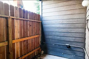 8020 Braesmain Dr, Houston, TX 77025 - Photo 18