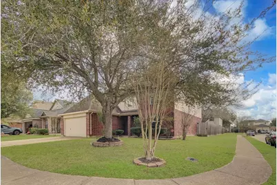 924 Chad, Baytown, TX 77521 - Photo 2