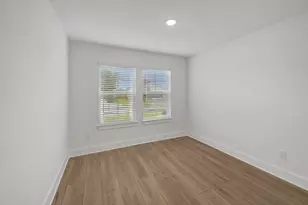 13925 Baikal Mnr Dr, Santa Fe, TX 77510 - Photo 24