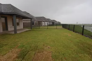 13925 Baikal Mnr Dr, Santa Fe, TX 77510 - Photo 12