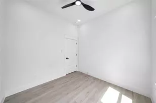 4902 Higgins St, Houston, TX 77033 - Photo 22