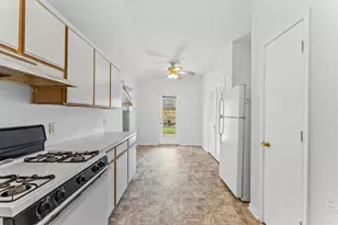 2742 Villa Del St, Sugar Land, TX 77498 - Photo 10