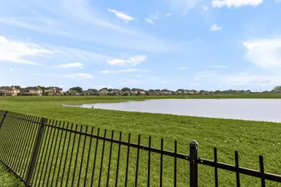 2303 Crescent Water, Rosenberg, TX 77471 - Photo 30