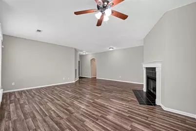 2902 Burgess Hill Court, Pearland, TX 77584 - Photo 8