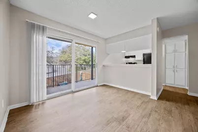 8810 Tallwood Drive #084, Austin, TX 78759 - Photo 6