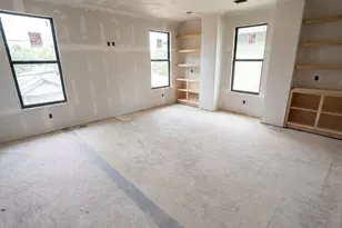 4539 Walker St, Houston, TX 77023 - Photo 6