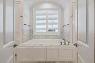 1301 Peden St, Houston, TX 77006 - Photo 20
