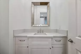 1301 Peden St, Houston, TX 77006 - Photo 14