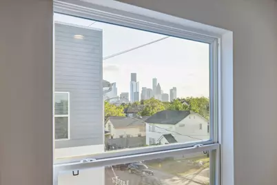 1810 Elysian Street, Houston, TX 77026 - Photo 14