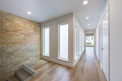 7612 Olympia Drive, Houston, TX 77063 - Photo 20