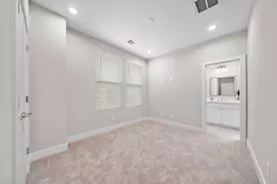 7522 Sandle St, Houston, TX 77088 - Photo 14