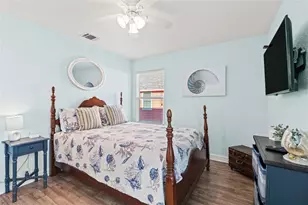 218 Sea Oats Dr, Surfside Beach, TX 77541 - Photo 20