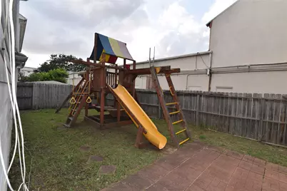 6807 Turtlewood Drive, Houston, TX 77072 - Photo 24