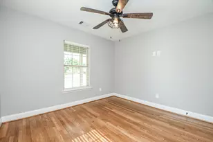 311 E 35th St, Houston, TX 77018 - Photo 10