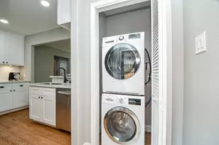 311 E 35th St, Houston, TX 77018 - Photo 26